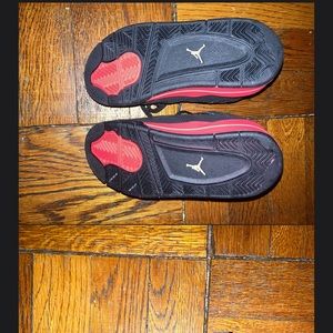 Jordan retro 4 red and black .sizes 3Y, 5Y, 4.5Y, 10c.